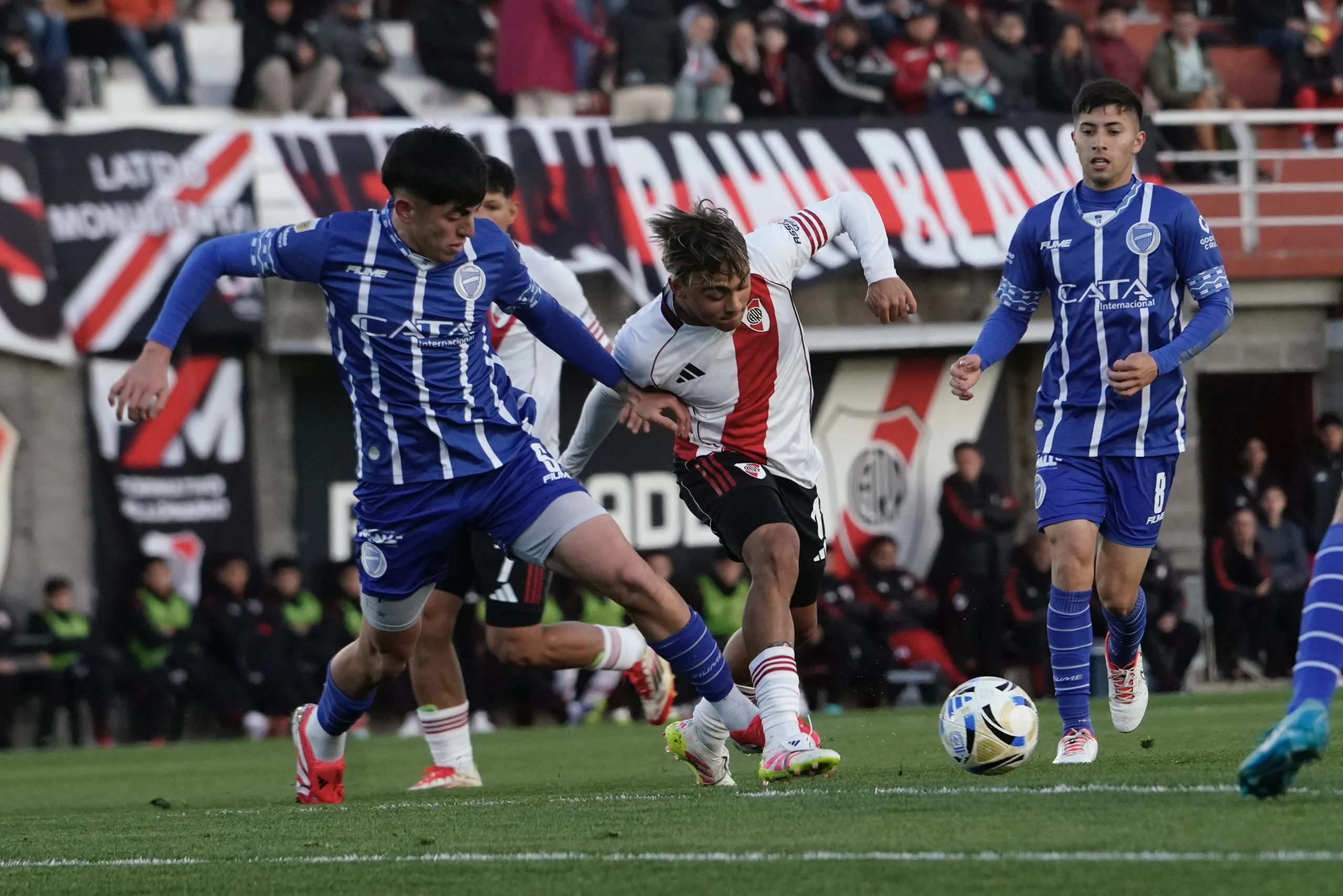 Derrota ante River