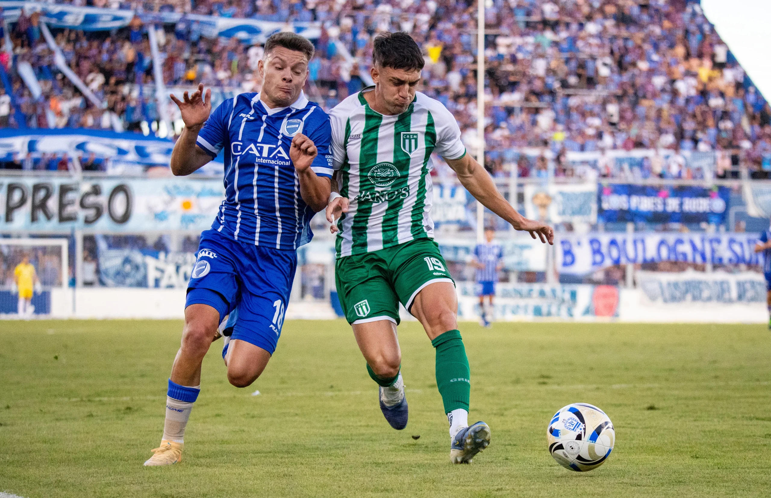 El Tomba igualó en casa y se mantiene en los primeros puestos