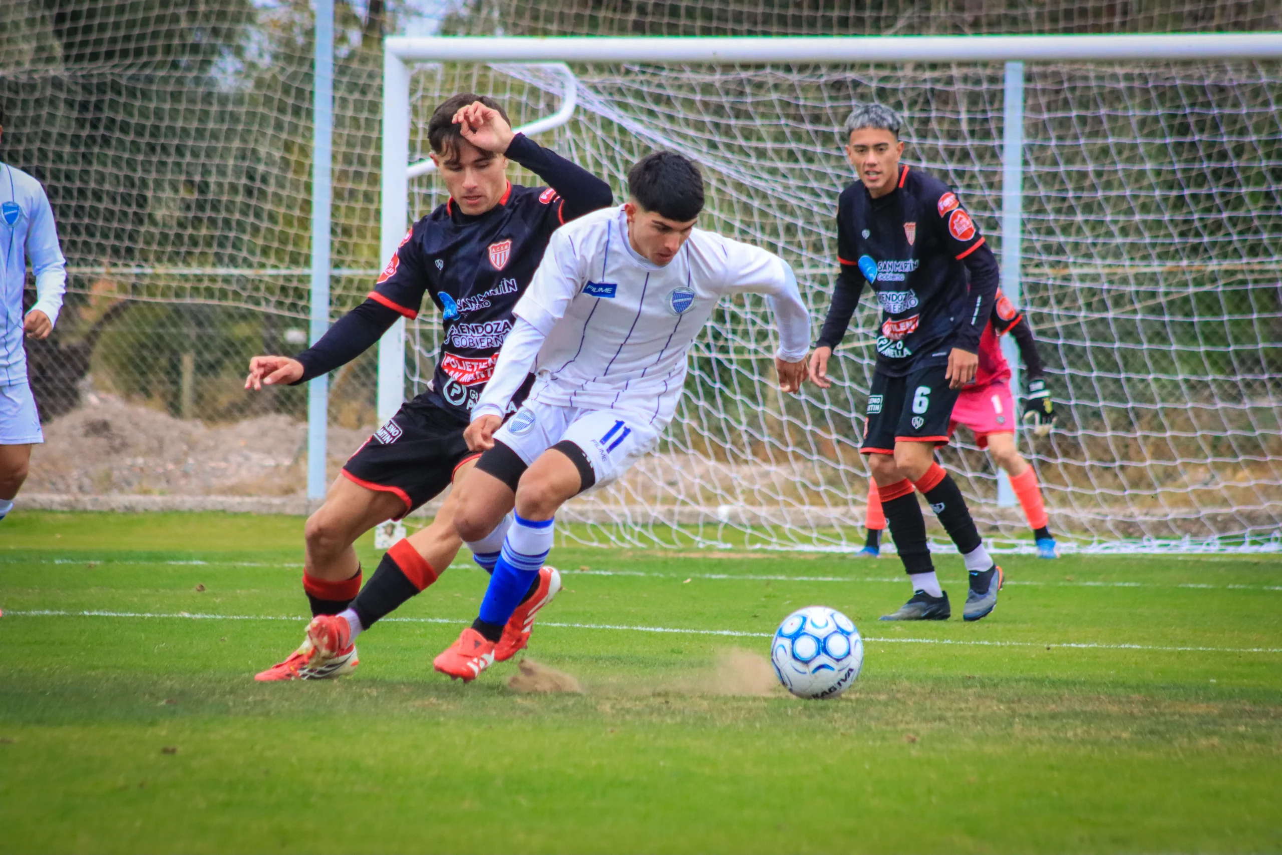 La Primera de Liga goleó y las juveniles obtuvieron una importante cosecha este fin de semana