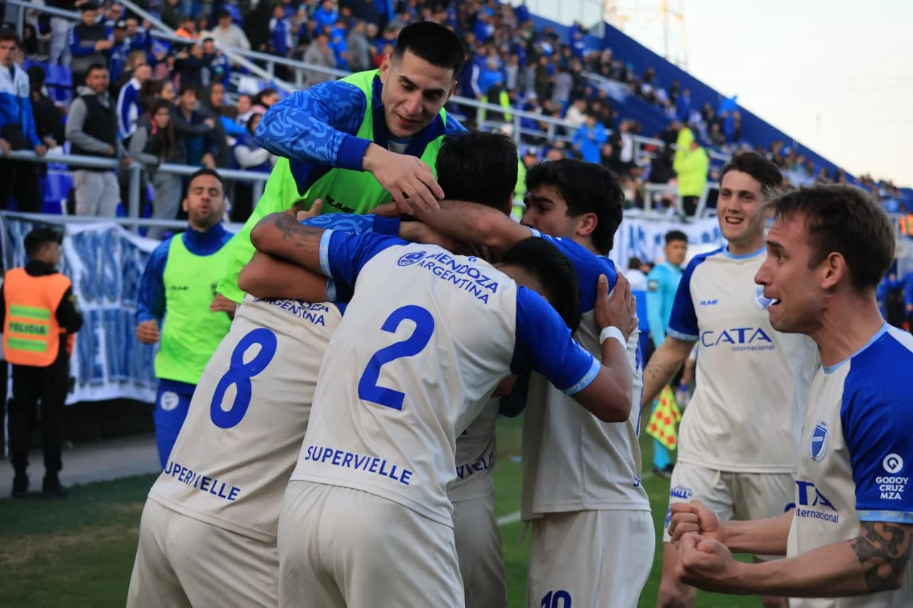 El Expreso ganó en casa